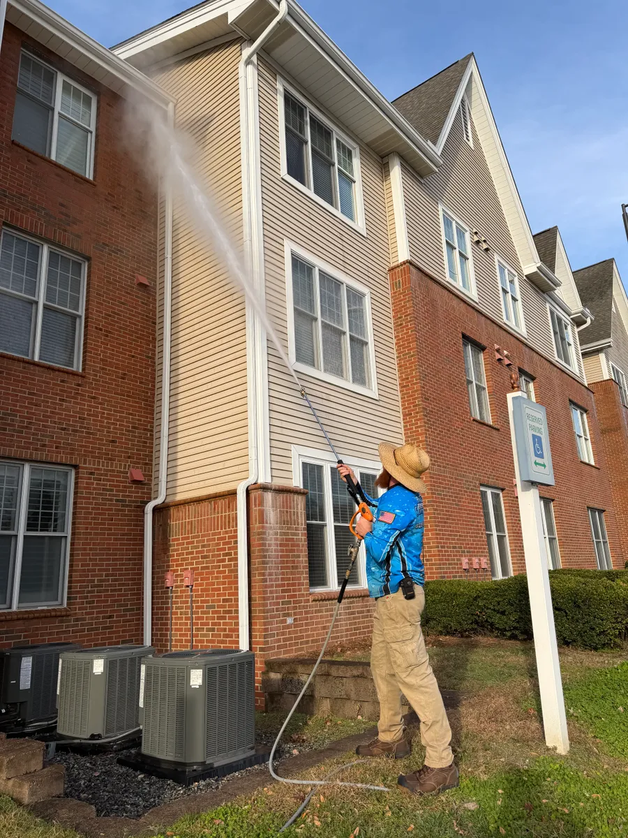 Condo building soft washing in Vero Beach, FL