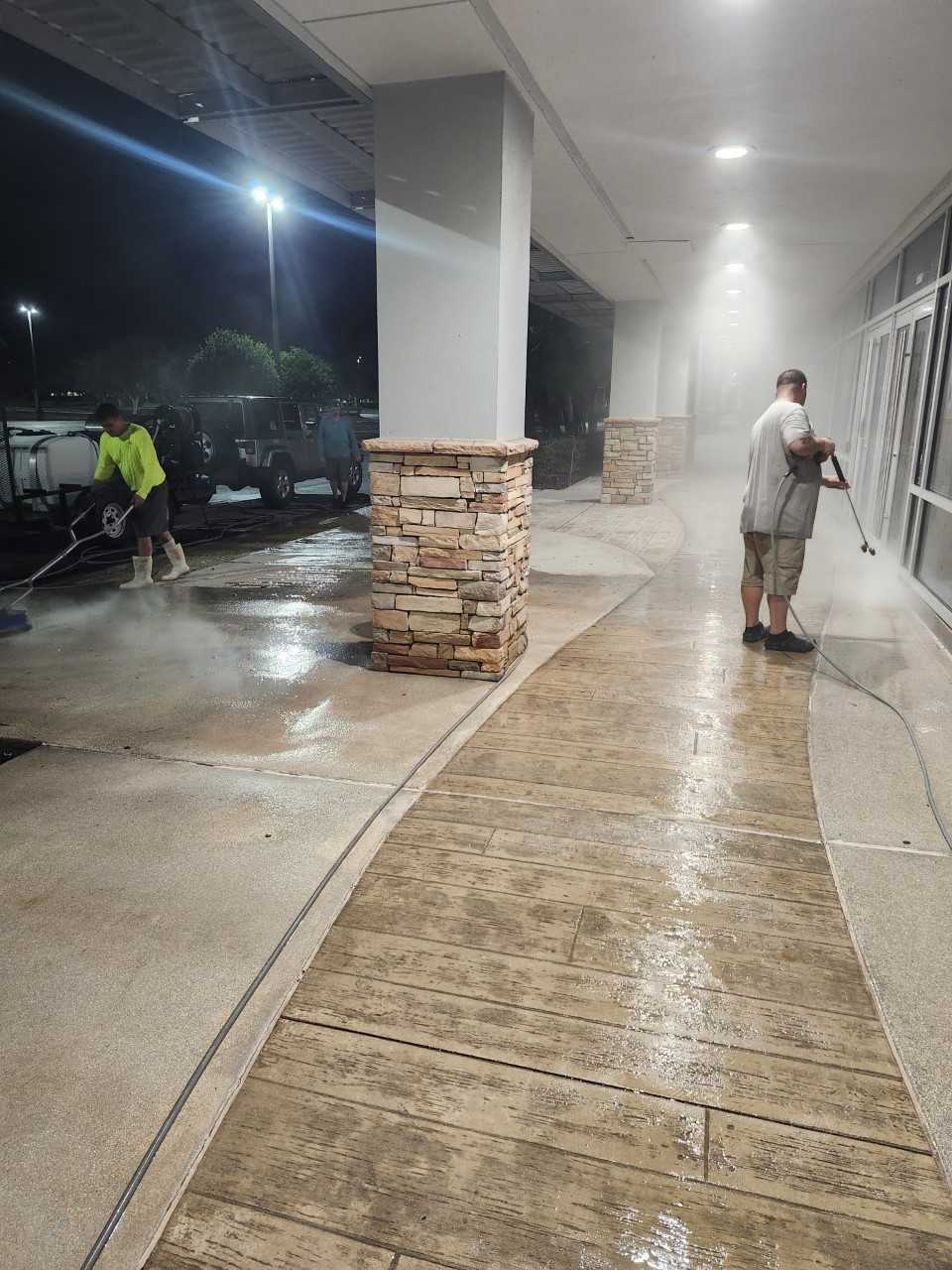 Commercial storefront pressure washing in Vero Beach, FL